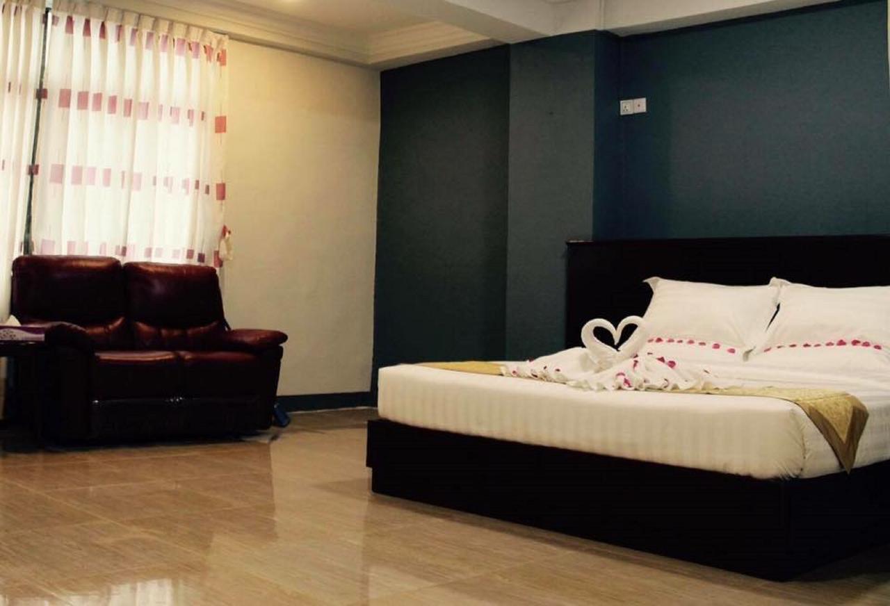 Lanmadaw Plaza Hotel China Town 양곤 외부 사진