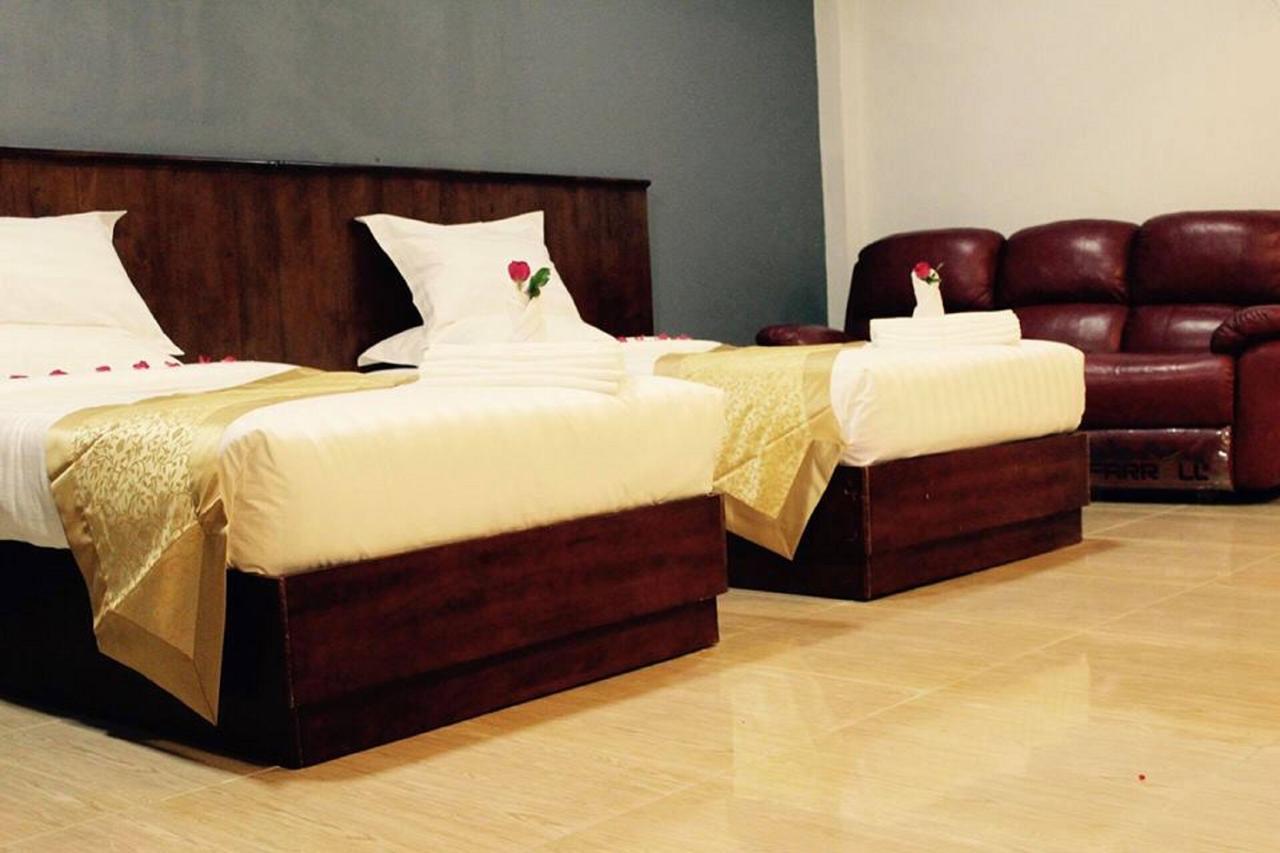 Lanmadaw Plaza Hotel China Town 양곤 외부 사진