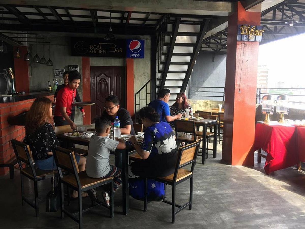 Lanmadaw Plaza Hotel China Town 양곤 외부 사진