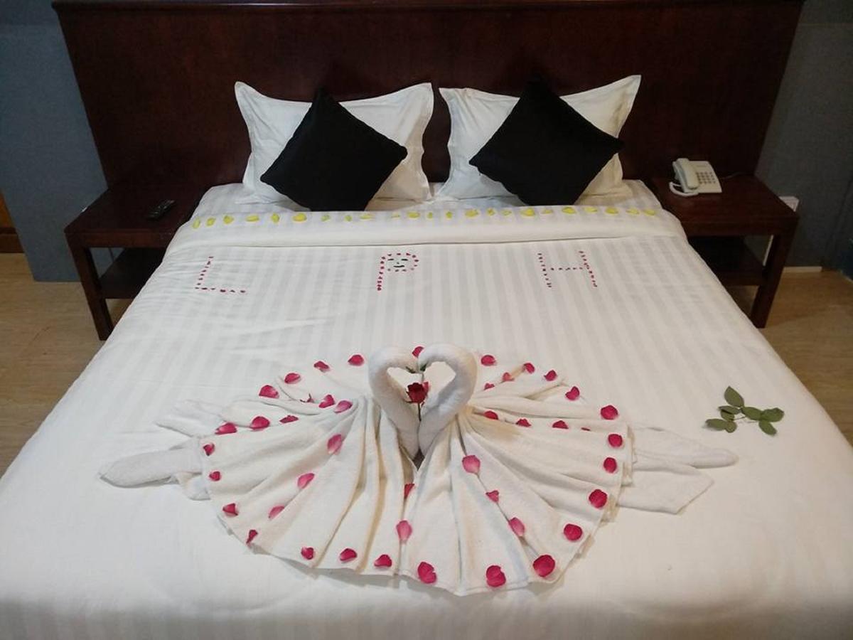 Lanmadaw Plaza Hotel China Town 양곤 외부 사진