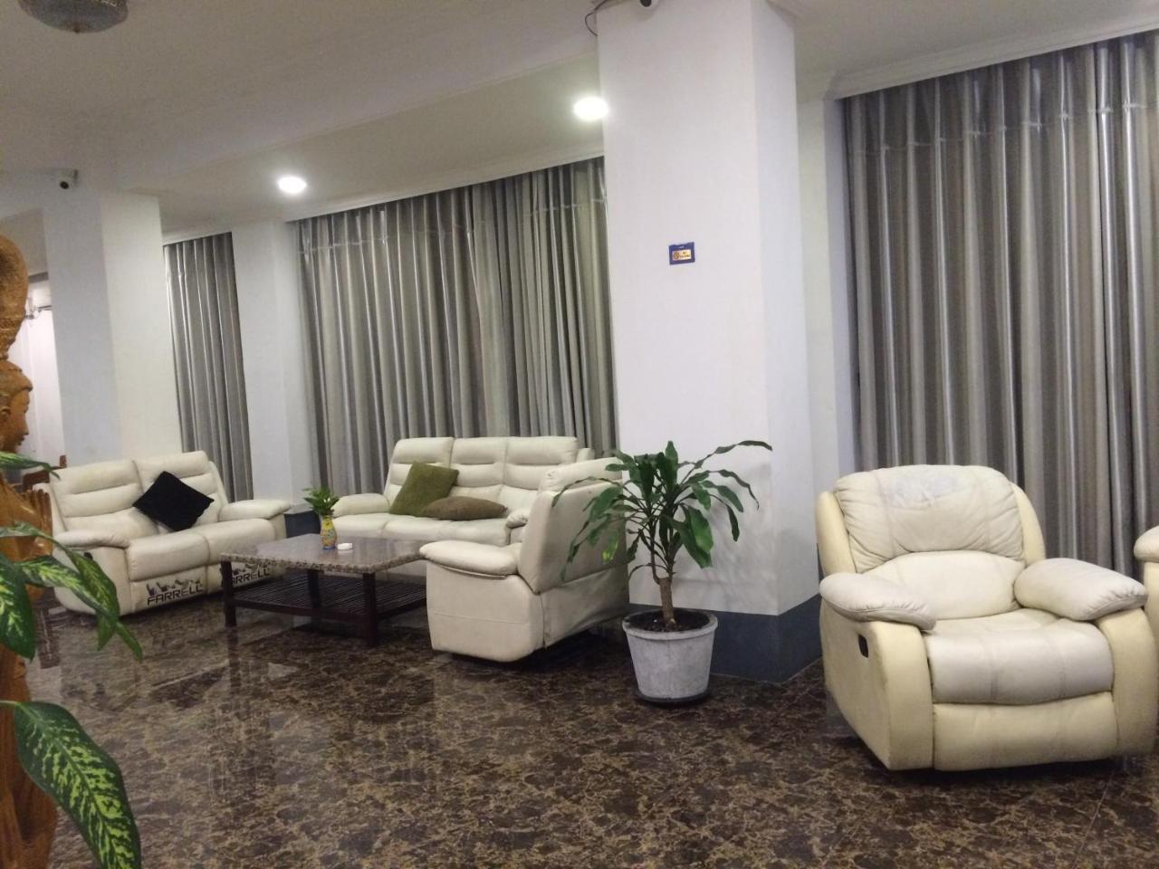 Lanmadaw Plaza Hotel China Town 양곤 외부 사진