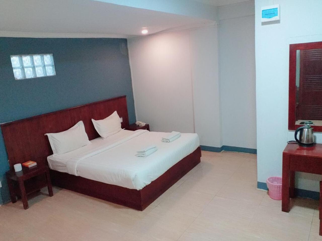Lanmadaw Plaza Hotel China Town 양곤 외부 사진
