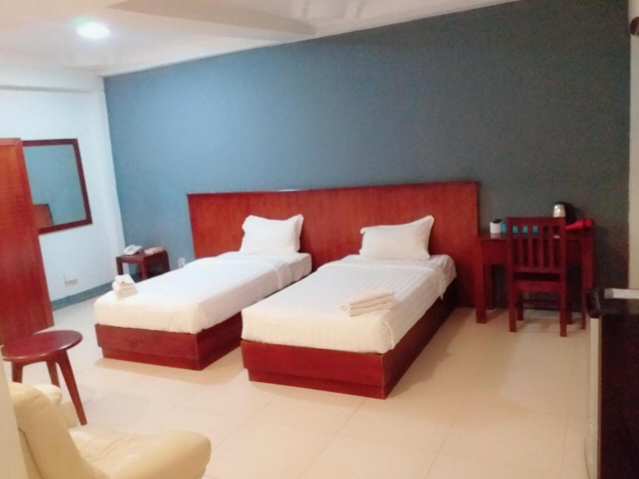 Lanmadaw Plaza Hotel China Town 양곤 외부 사진